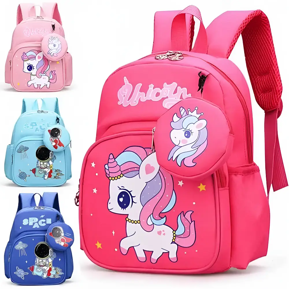 Imagen con cuatro mochilas para niños